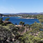 Paysage côtier en Costa Brava observé lors d'un séjour de randonnée avec guide
