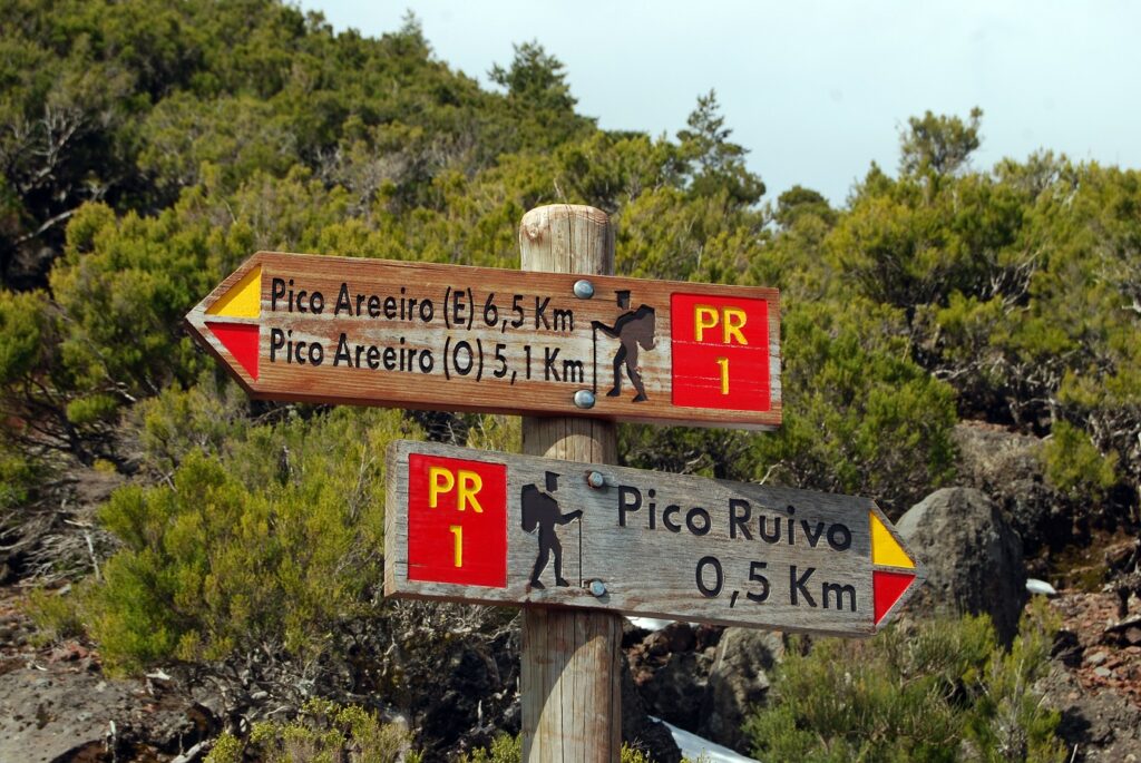 Panneau indicateur de chemin à Madère