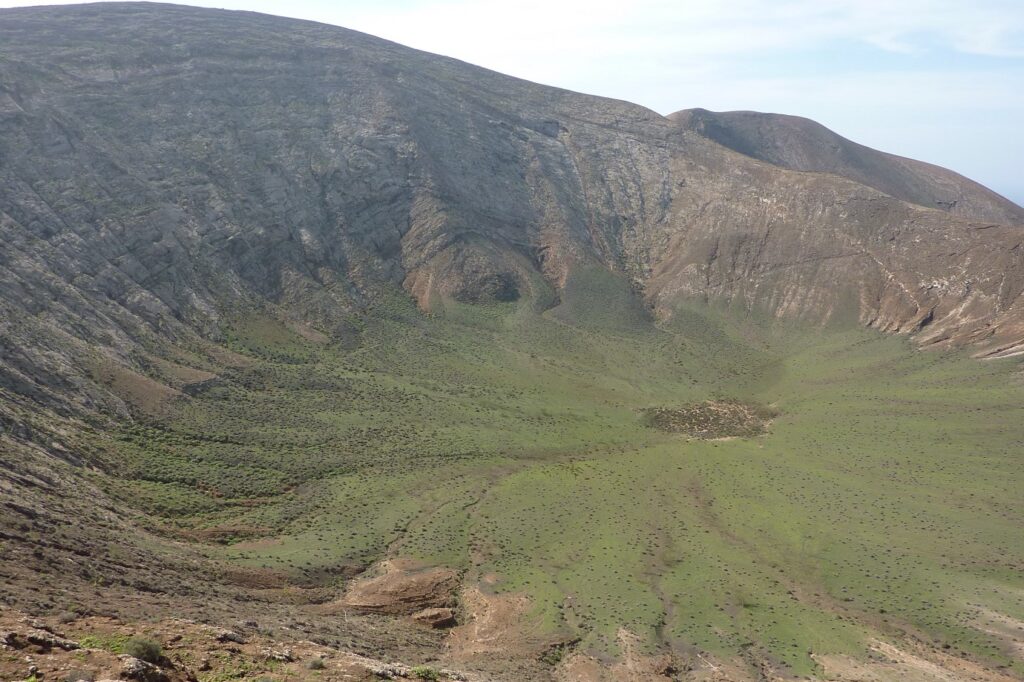 Paysage de l'intérieur d'un volcan dans les Canaries