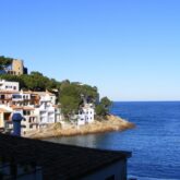 Paysage du bord de mer lors de randonnée en itinérance