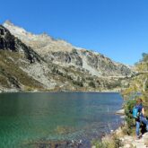 Lac de montagne dans le secteur du Neouvielle, lors d'un séjour accompagné d'un guide