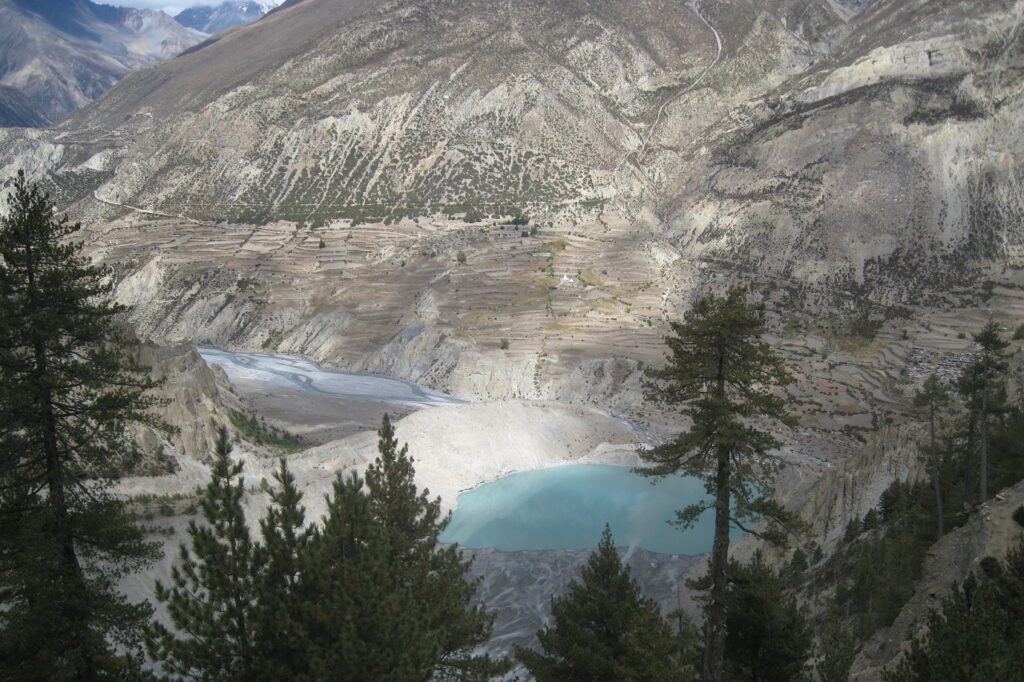 Paysage Népal autour du lac Tilicho dans les Annapurnas