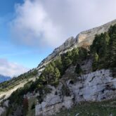 Paysage de montagne dans le Vercors observé lors d'un séjour de randonnées en liberté