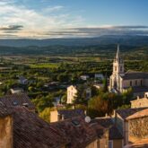 Payseg depuis un point de vue en hauteur du village de Bonnieux
