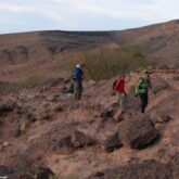 Groupe en plein milieu du désert Saghro