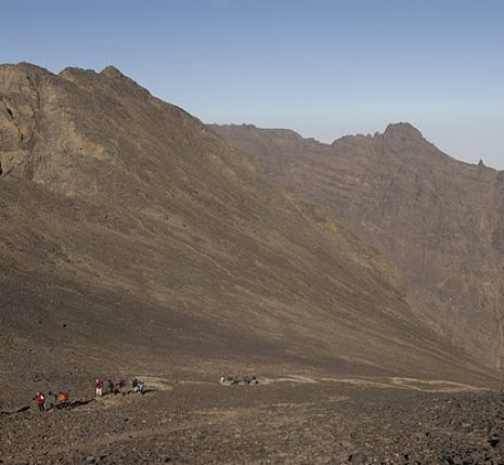 la montee le matin au toubkal